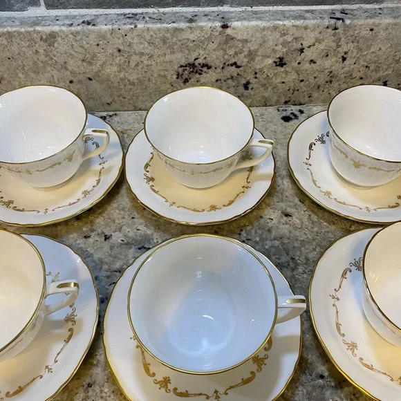 VINTAGE ROYAL WORCESTER GOLD CHANTILLY TEA CUP‎ & SAUCER SET (6) - Picture 6 of 6